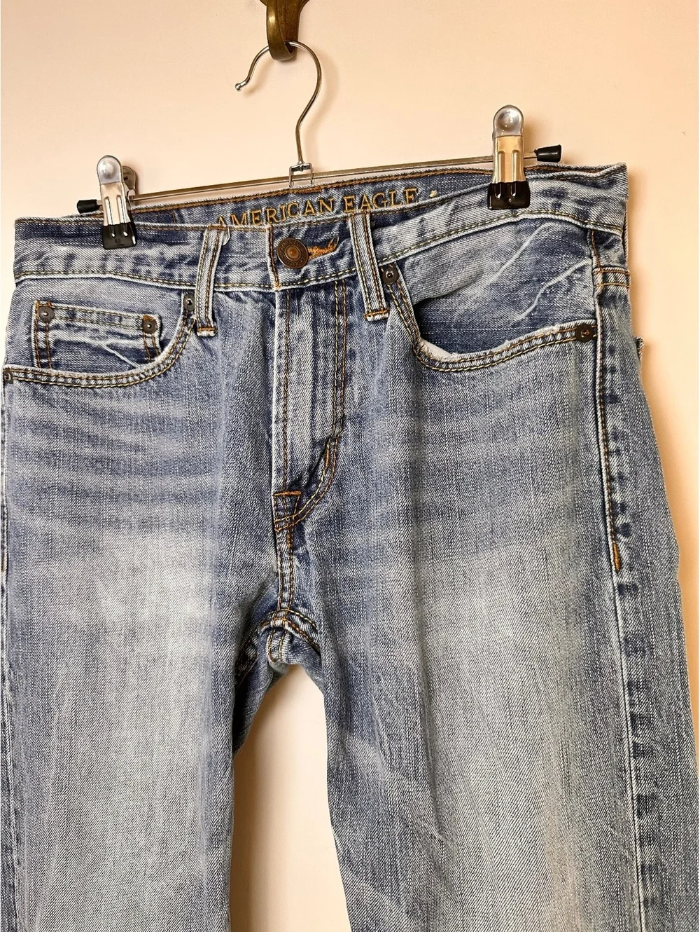 American Eagle Men’s Jeans 28x30 Medium Wash 100% Cotton Denim Distressed